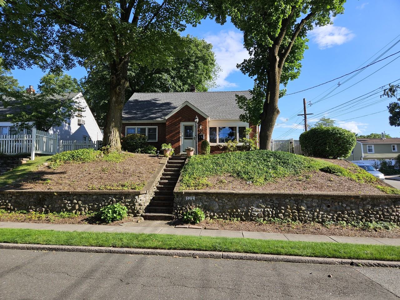 122 Bergen Ave #NA - Photo 2 of 20
