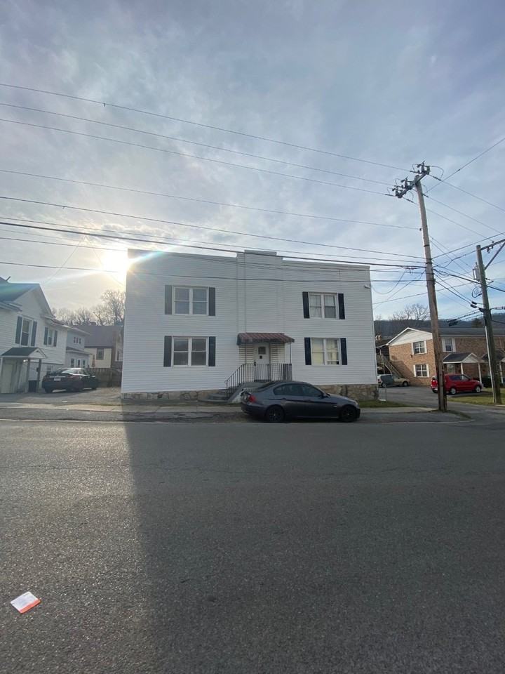 209 College Ave #1 - Photo 2 of 15