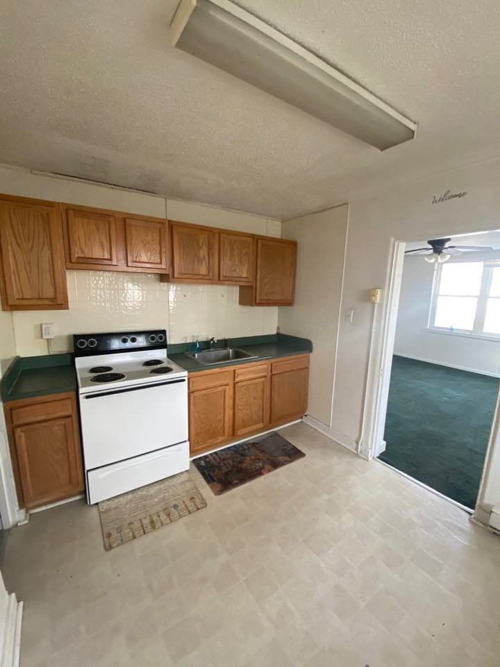 209 College Ave #1 - Photo 4 of 15