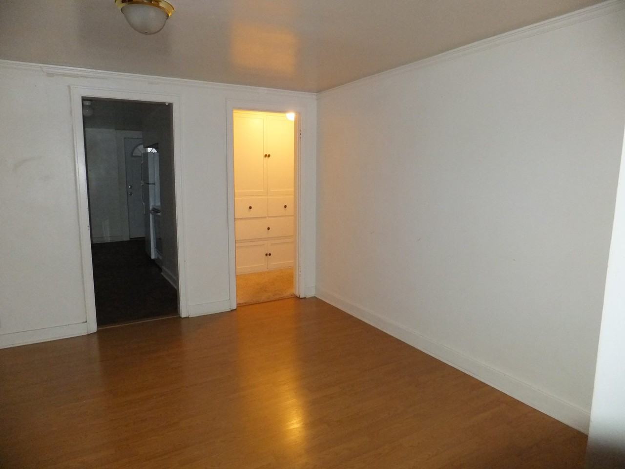 822 Rhode Island Ave #822 - Photo 6 of 19