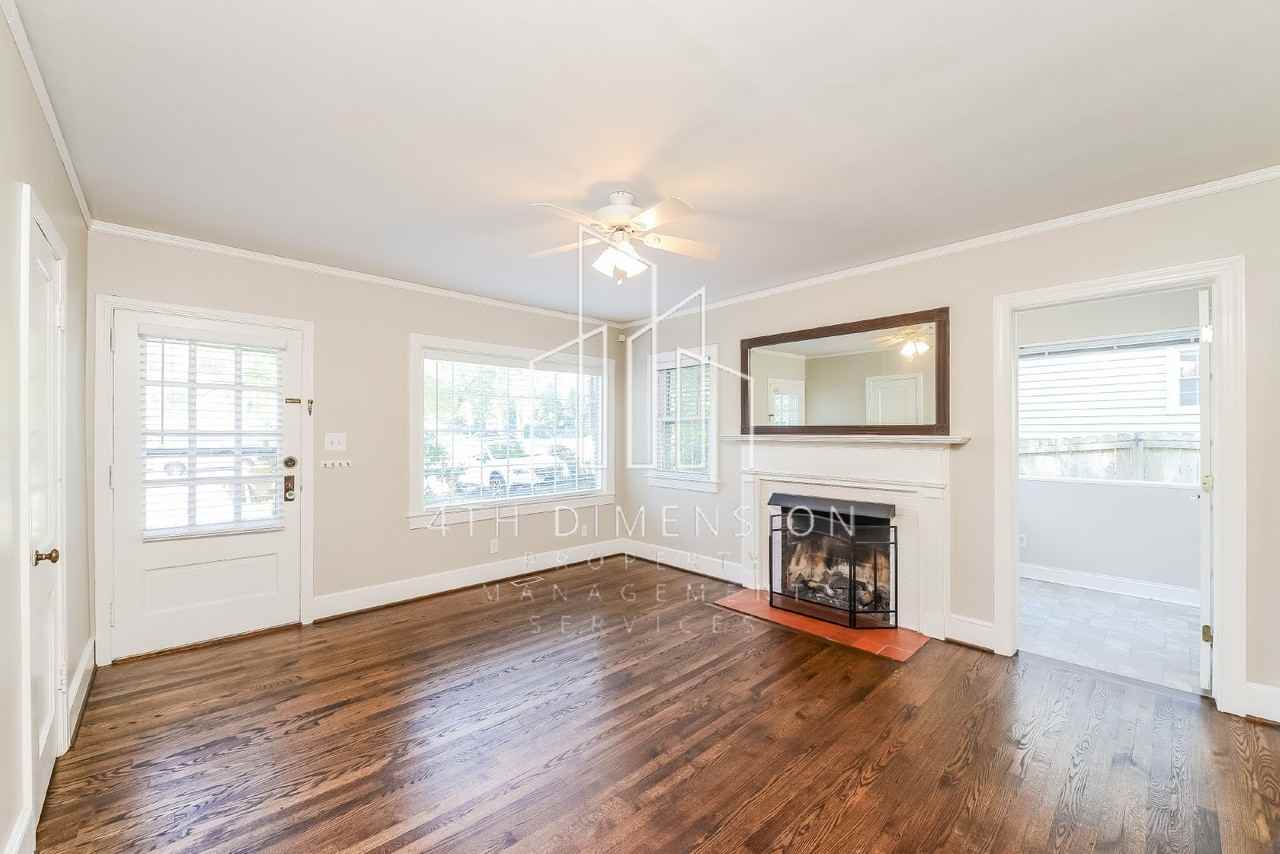 1818 Walker Ave - Photo 3 of 15