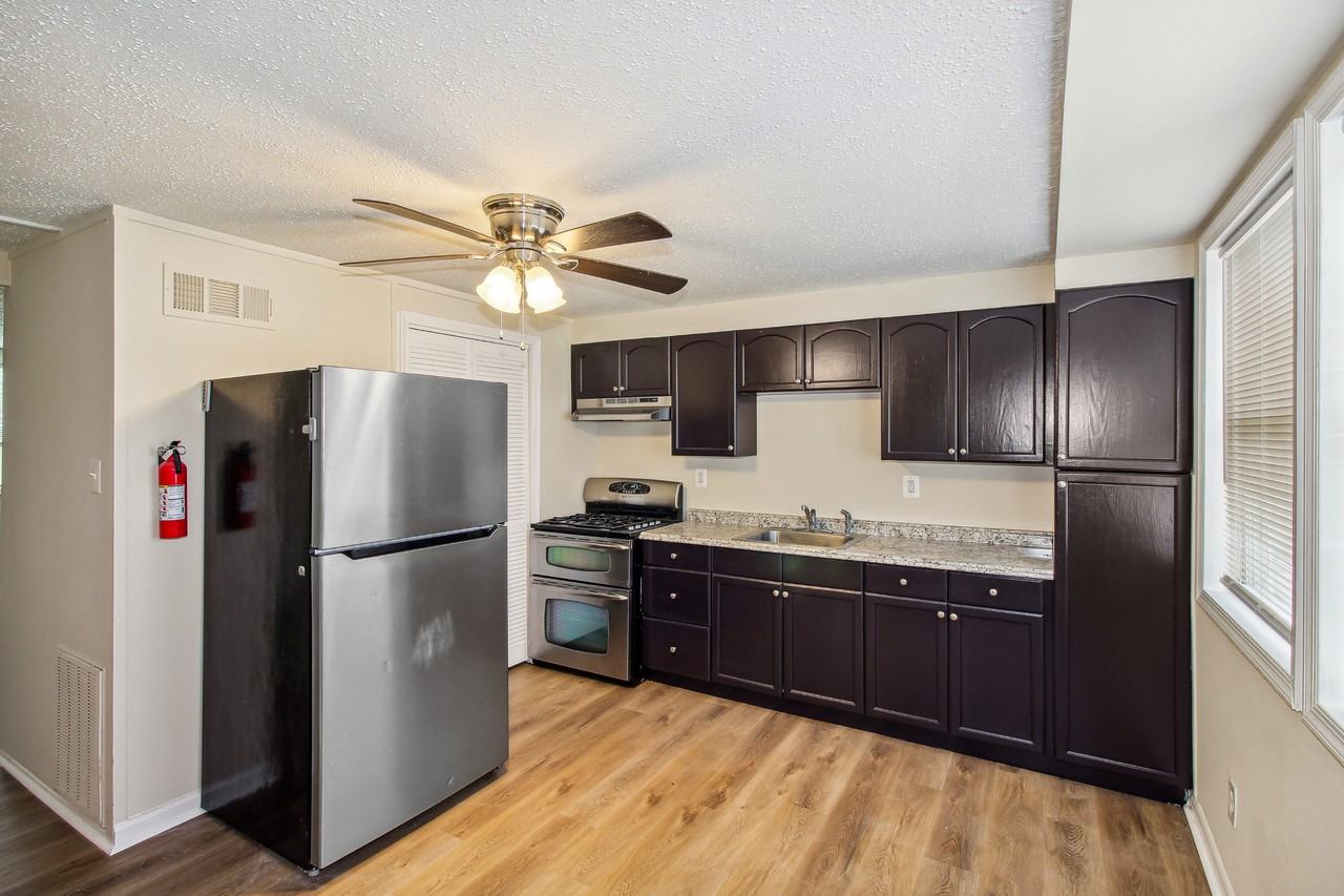 3168 Shiloh Ct #NA - Photo 3 of 14