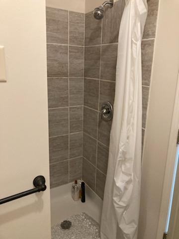 303 E Eliza St #3 - Photo 2 of 6