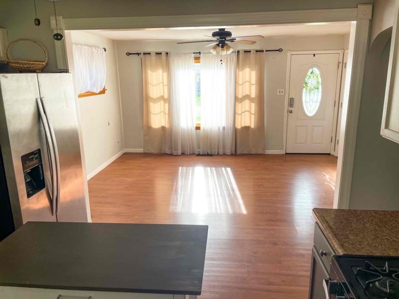 416 Monroe St - Photo 2 of 18