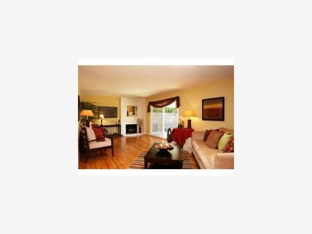 1379 Brook Glen Dr - Photo 2 of 7