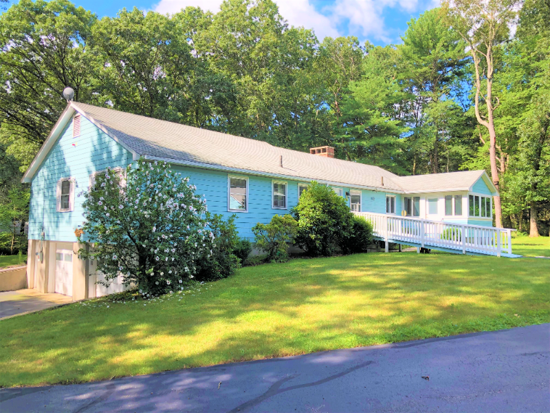 47 Deerhaven Rd - Photo 3 of 24