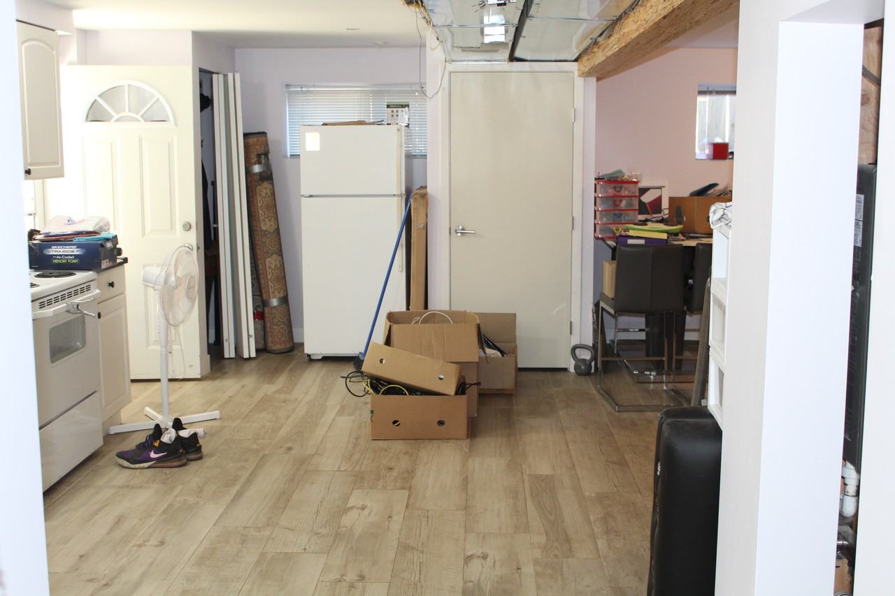 3191 Noel Drive - Photo 2 of 7