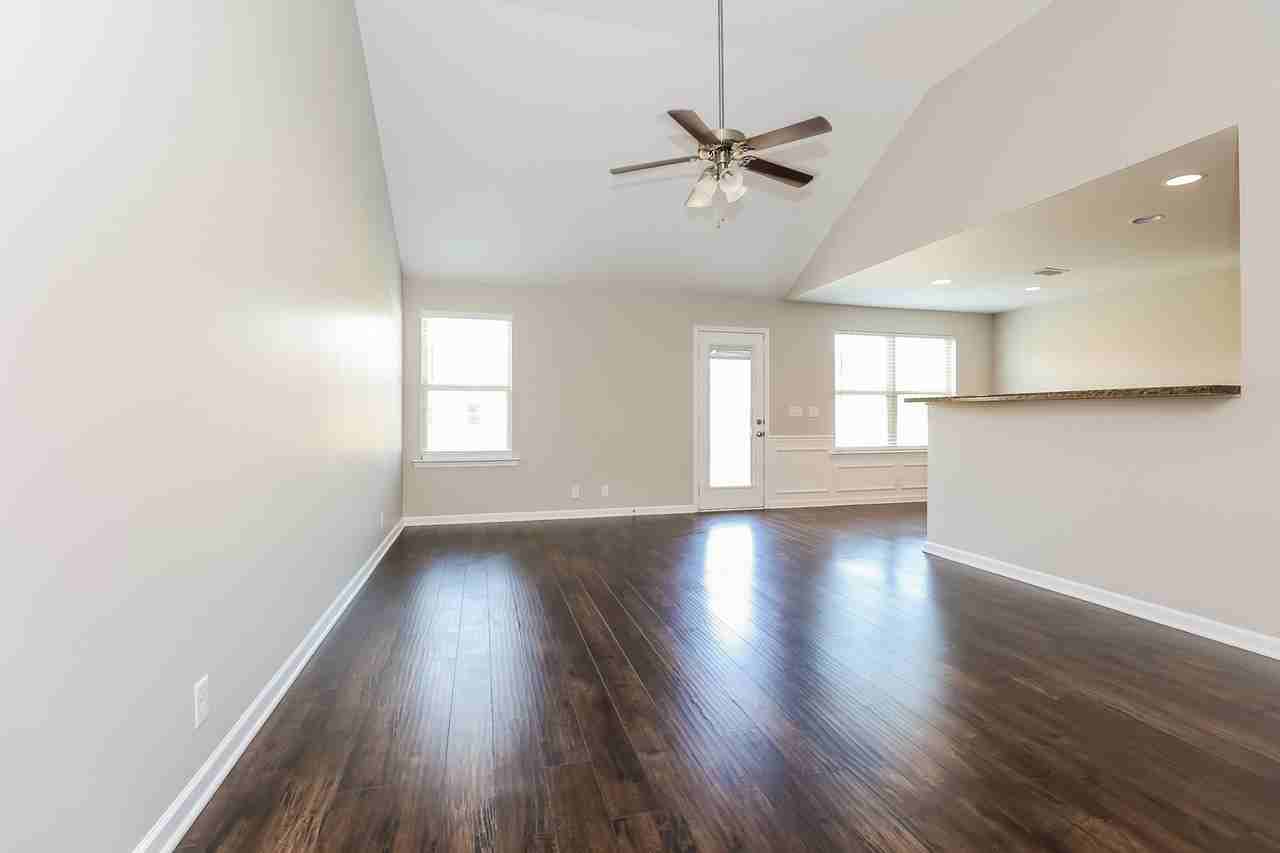 117 Copper Leaf Rd - Photo 3 of 15