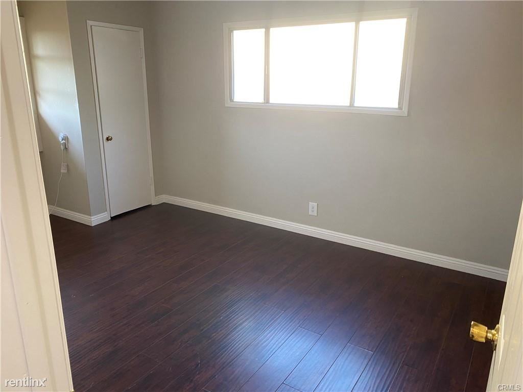 1421 W Avenue H14 - Photo 3 of 7