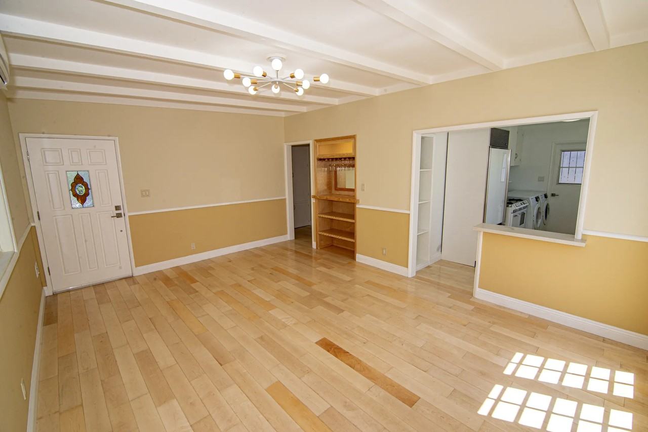 156 W Linden Ct - Photo 2 of 17