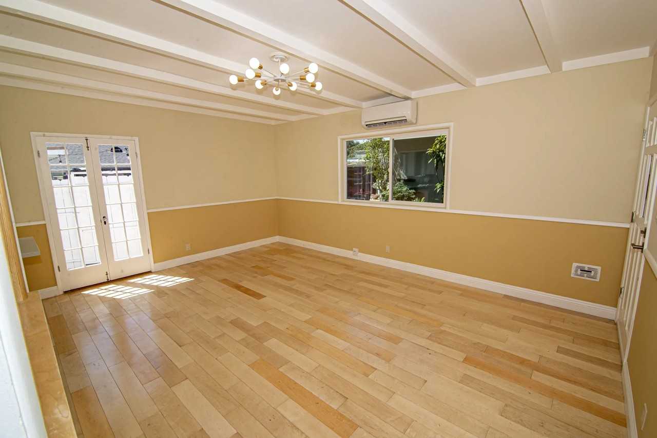 156 W Linden Ct - Photo 3 of 17