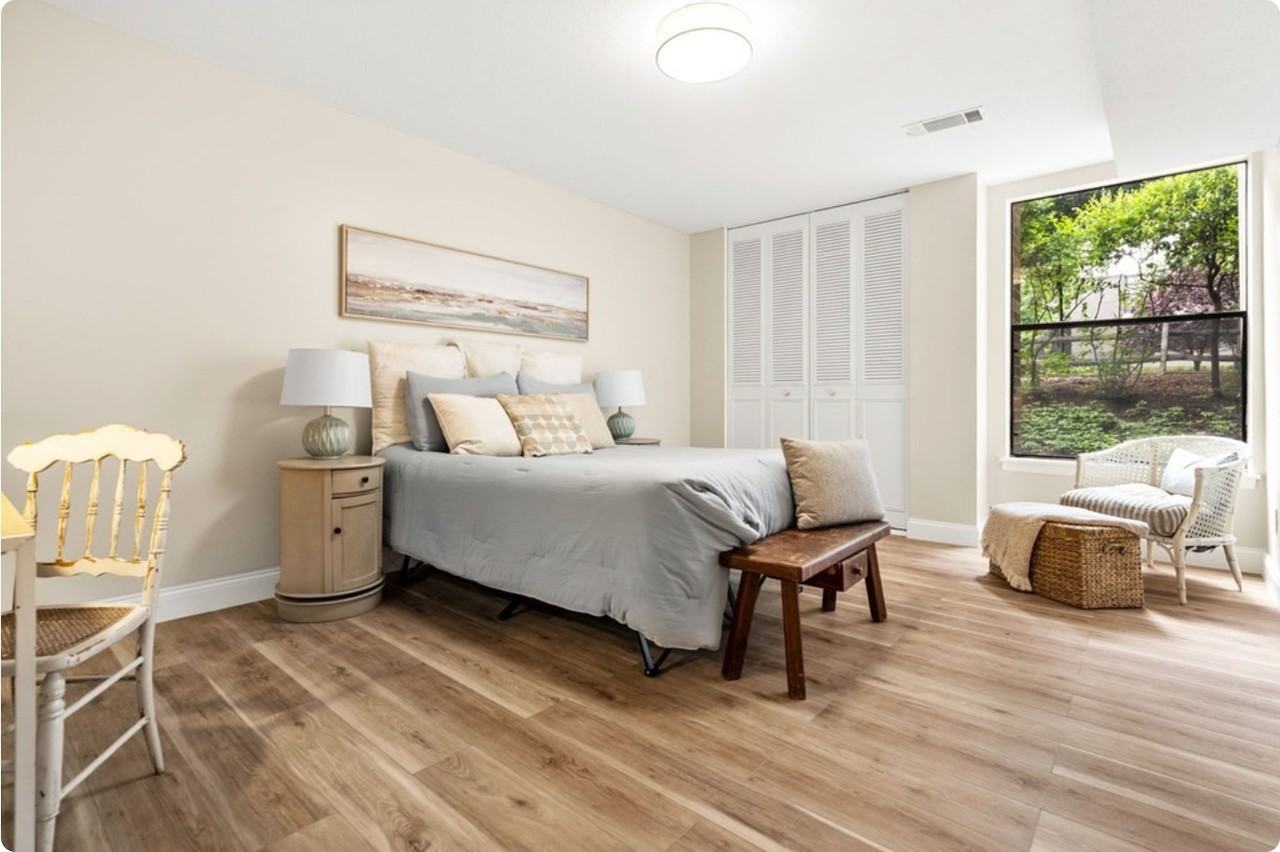 54 Shrewsbury Green Dr #D - Photo 2 of 11