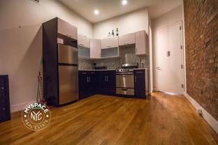 30 Claver Pl #1F - Photo 1 of 1