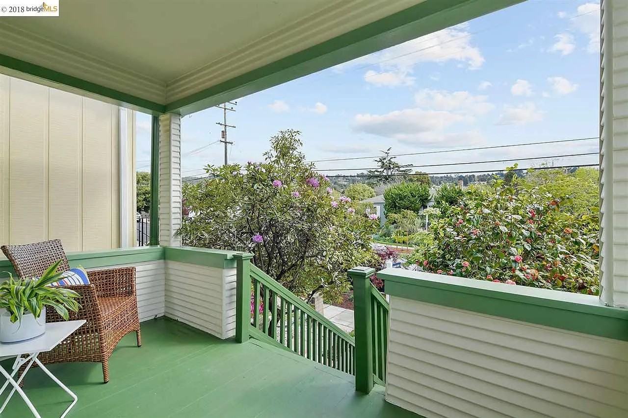 617 Everett St - Photo 2 of 50