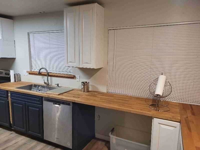 1789 Peterson Pond Ln - Photo 2 of 16