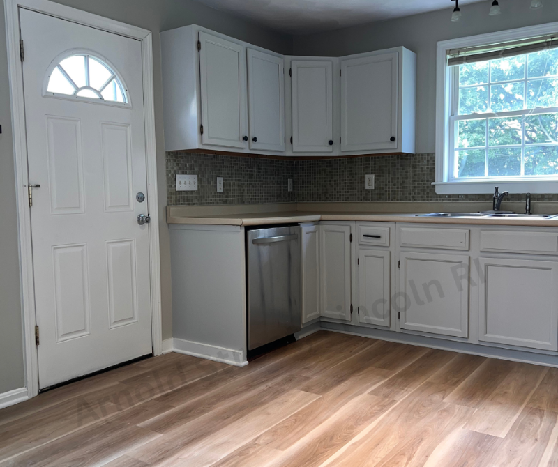 67 Arnold St - Photo 2 of 8