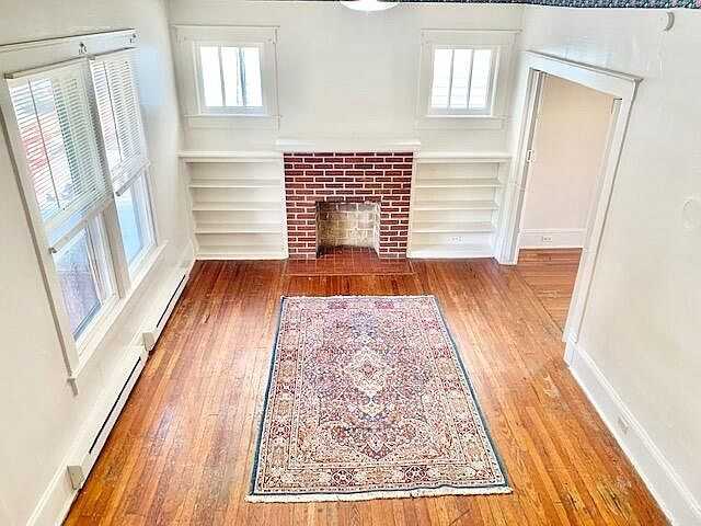 722 Rose Ave #NA - Photo 3 of 11