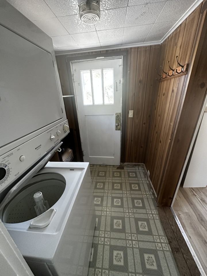 1031 N Front St #NA - Photo 3 of 10