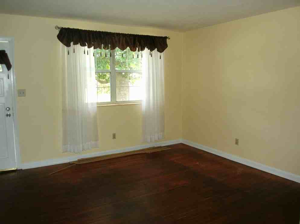 2518 Blueberry Ln - Photo 2 of 13