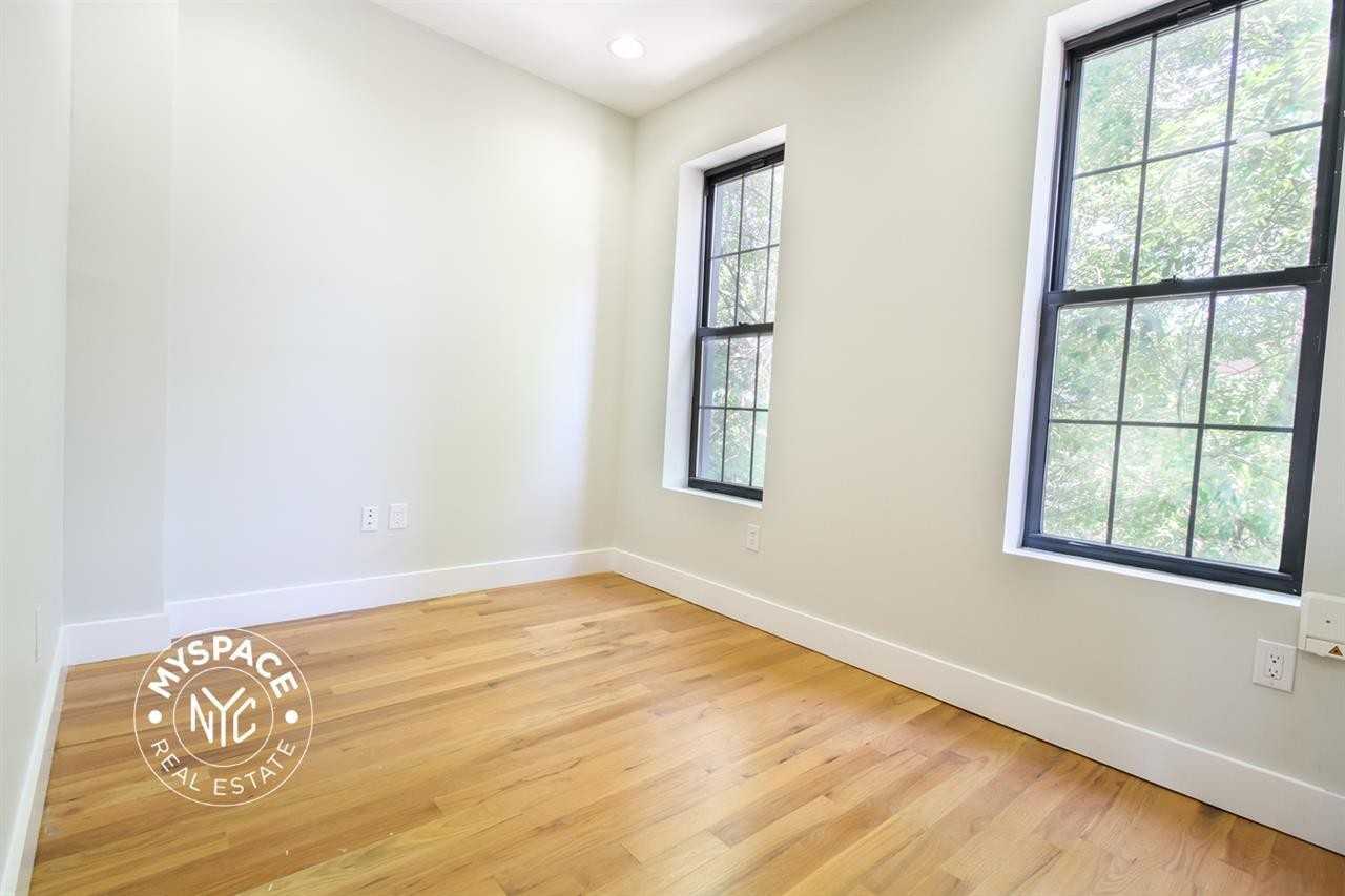 1715 Greene Ave #3R - Photo 3 of 6