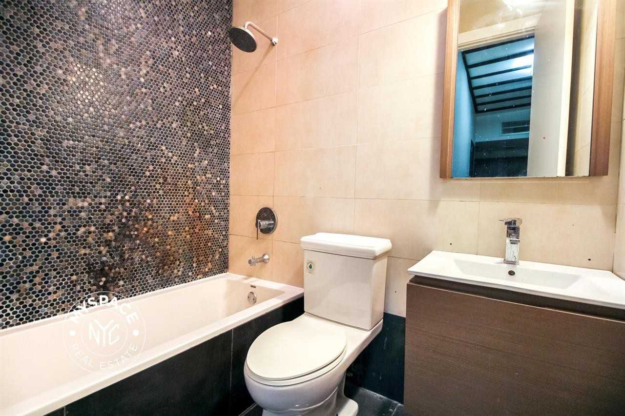 1715 Greene Ave #3R - Photo 6 of 6