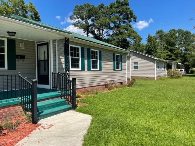 114 Beaufort Dr #1 - Photo 2 of 21