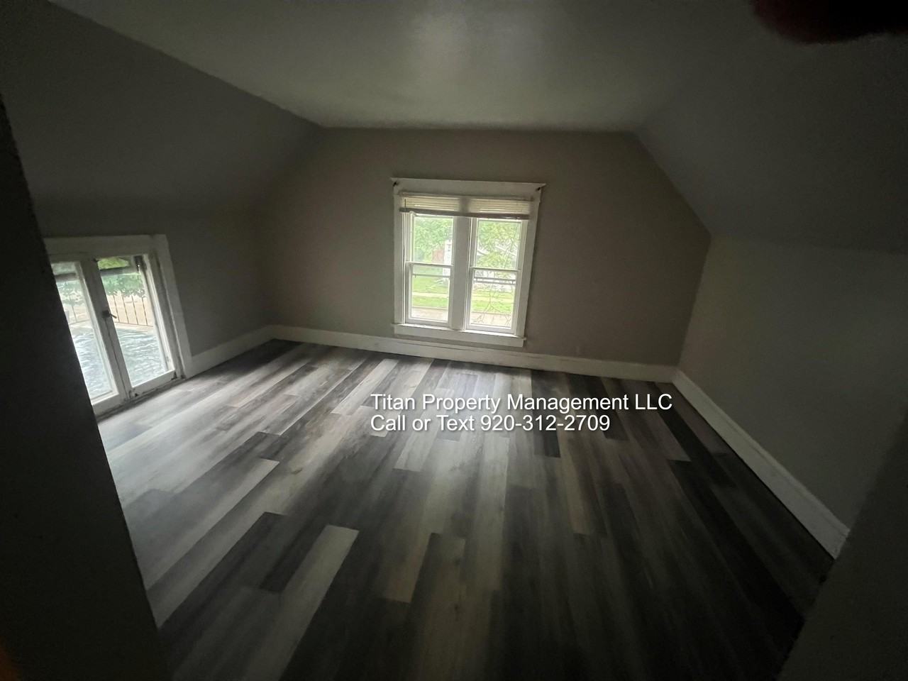726 W Franklin St #726 - Photo 5 of 8