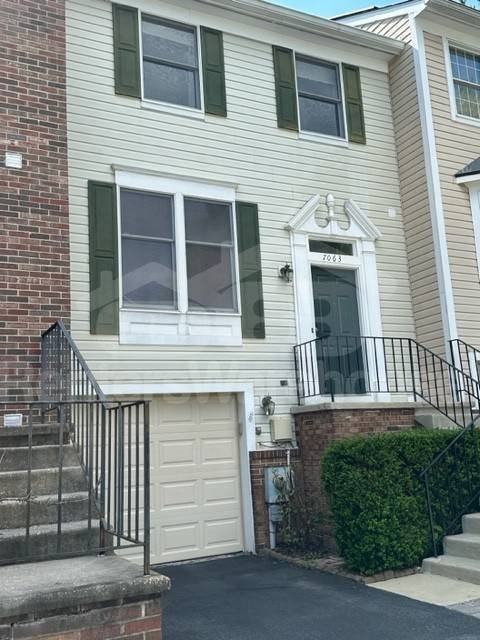 7063 Copperwood Way - Photo 2 of 10