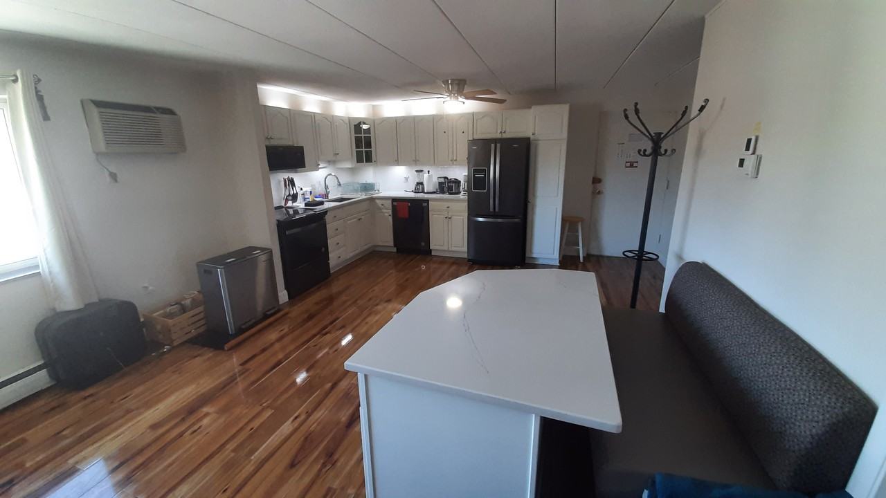 25 Homer Avenue #32