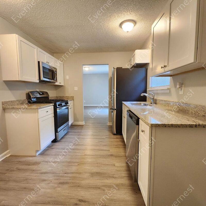 3765 Kathryn Dr Sw - Photo 3 of 26