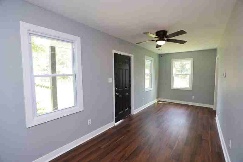 21408 Perdue Ave - Photo 2 of 10