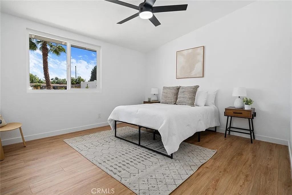 1415 West Dogwood Avenue - Photo 2 of 6