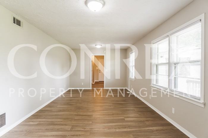 3336 Berry Dr - Photo 3 of 21
