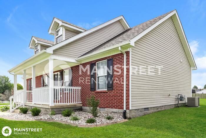 323 Deer Park Way - Photo 2 of 14