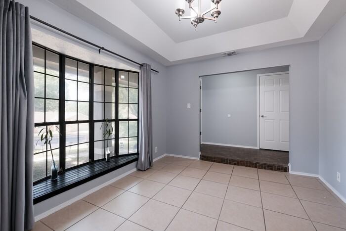 8011 Owl Rdg - Photo 2 of 18