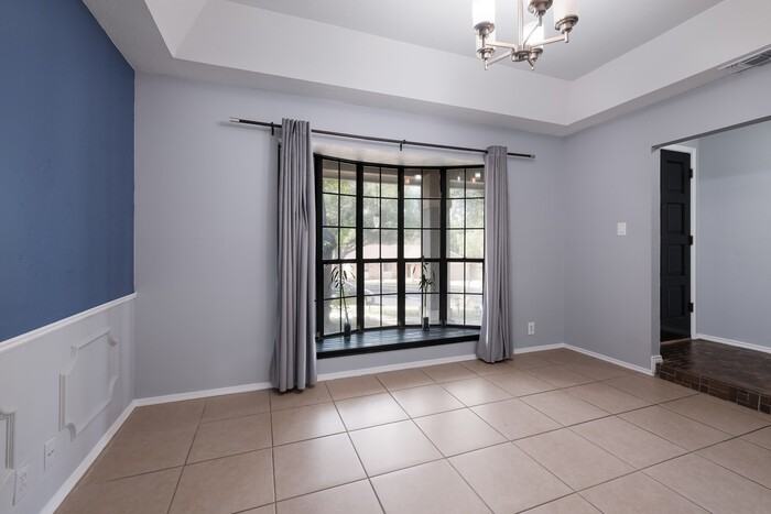 8011 Owl Rdg - Photo 3 of 18