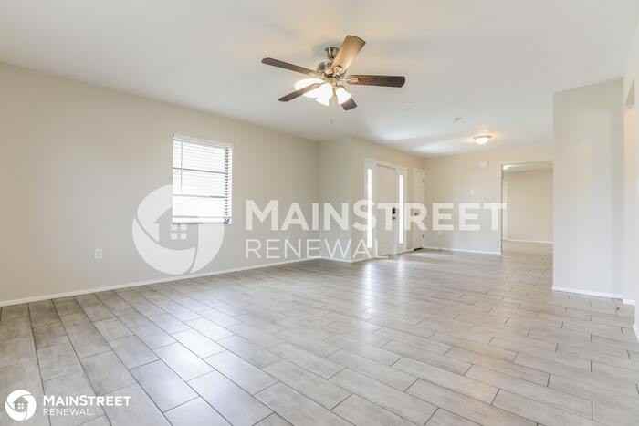 1161 S Brink Ave - Photo 2 of 15