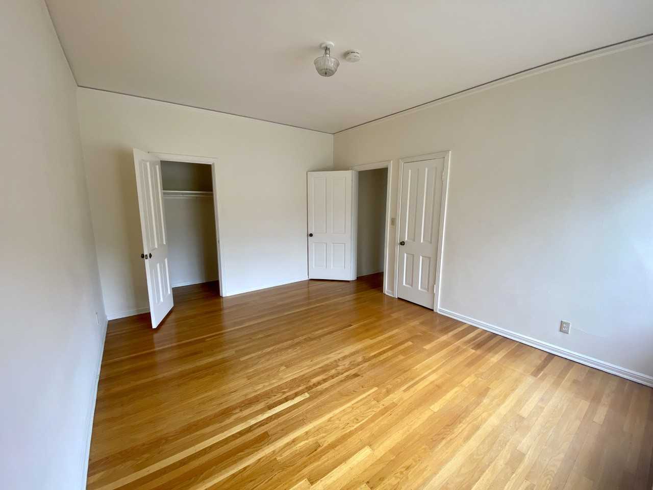 300 Palm Ave #304 - Photo 2 of 24