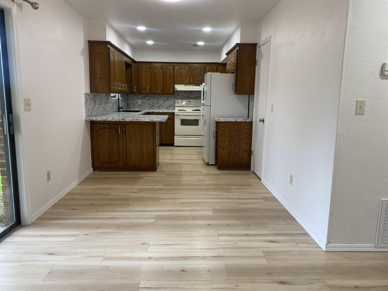 804 Hawks Nest Dr #1 - Photo 3 of 13