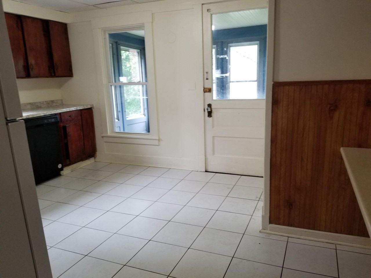 113 Fayette St #1 - Photo 6 of 36