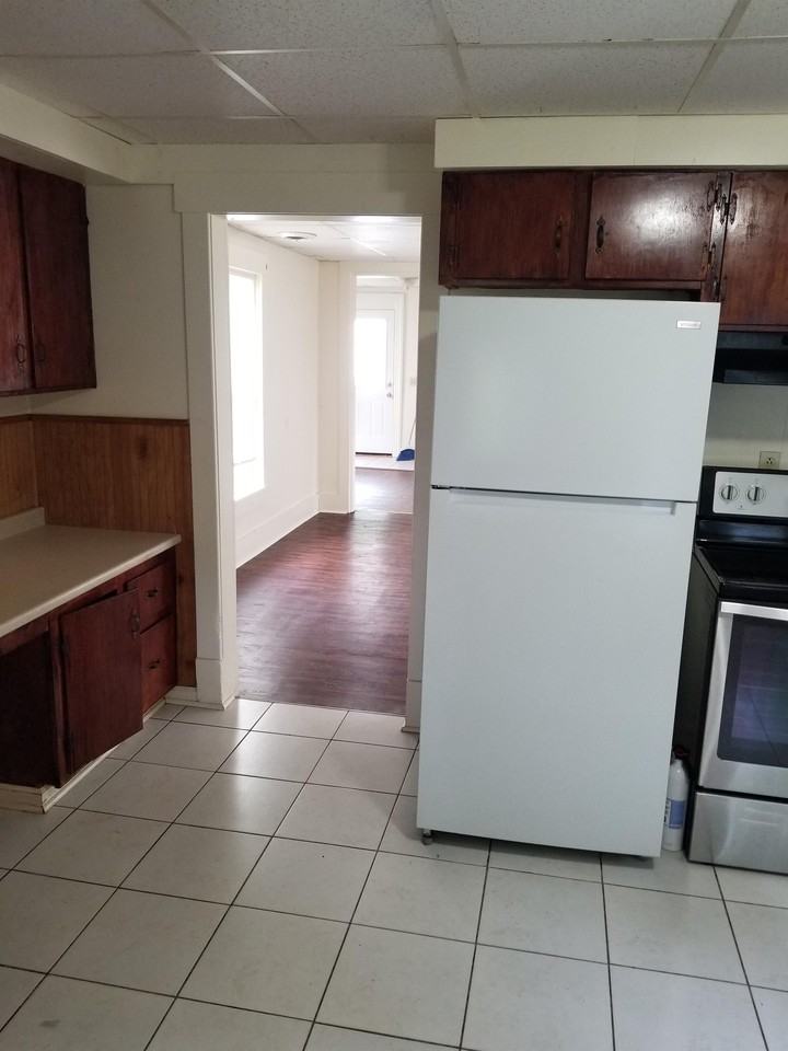 113 Fayette St #1 - Photo 7 of 36