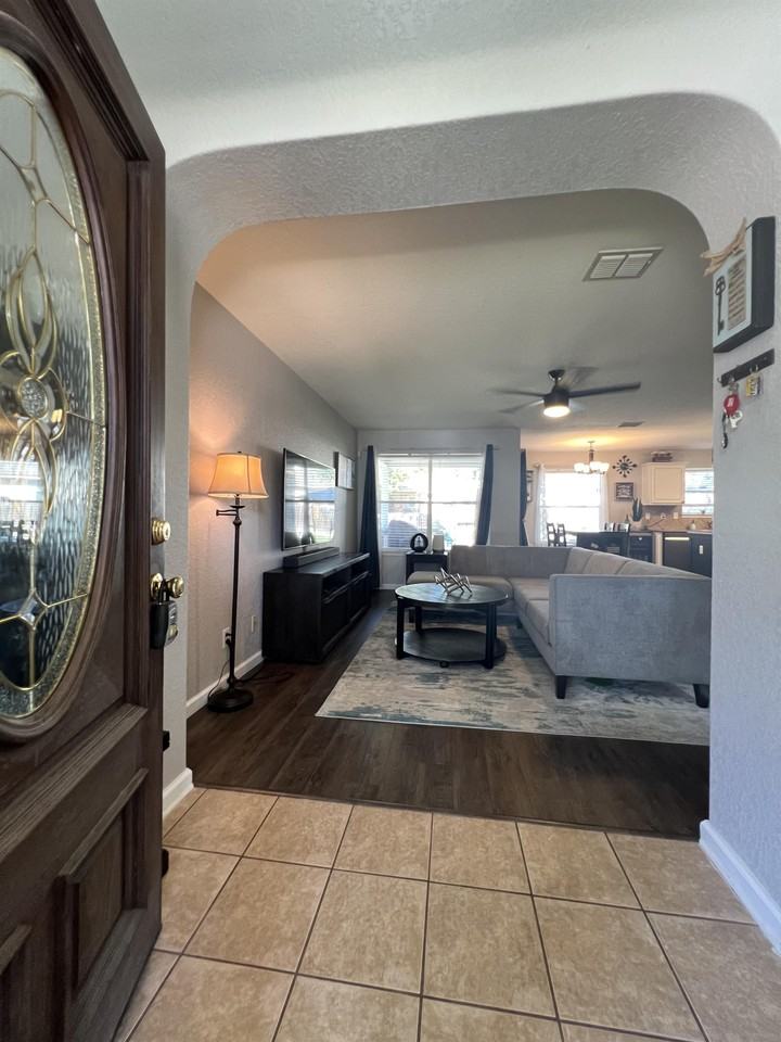 646 Lynx Mountain #1 - Photo 5 of 43