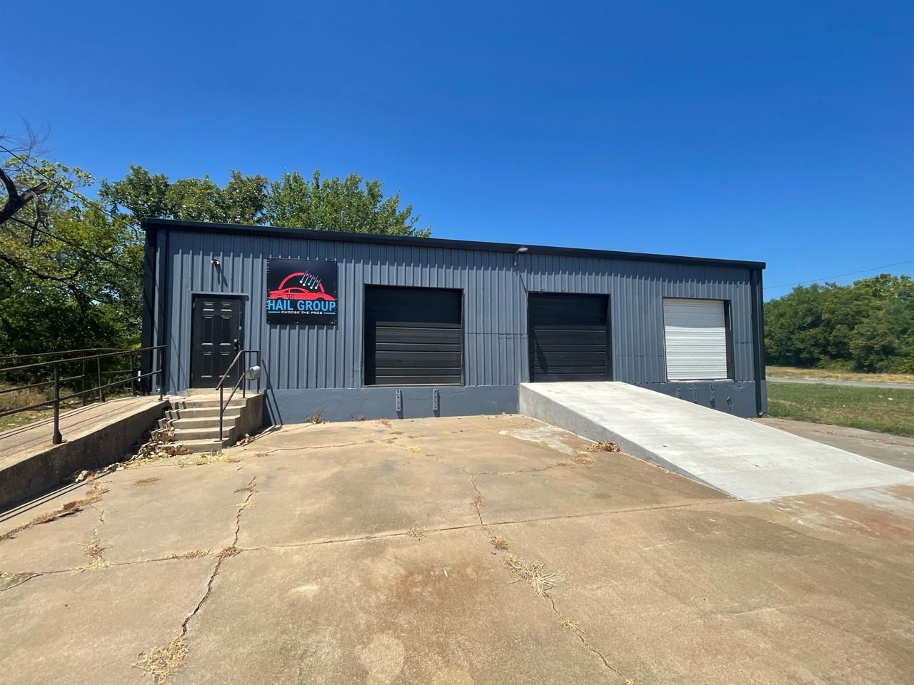 719 E Mulberry St #1 - Photo 2 of 15