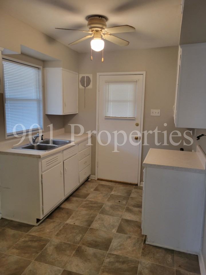 1730 Capri St #1 - Photo 2 of 9