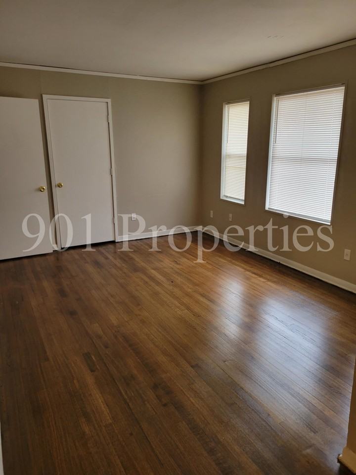 1730 Capri St #1 - Photo 6 of 9