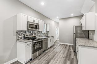 3241 Boulevard Pl #3241 - Photo 1 of 1