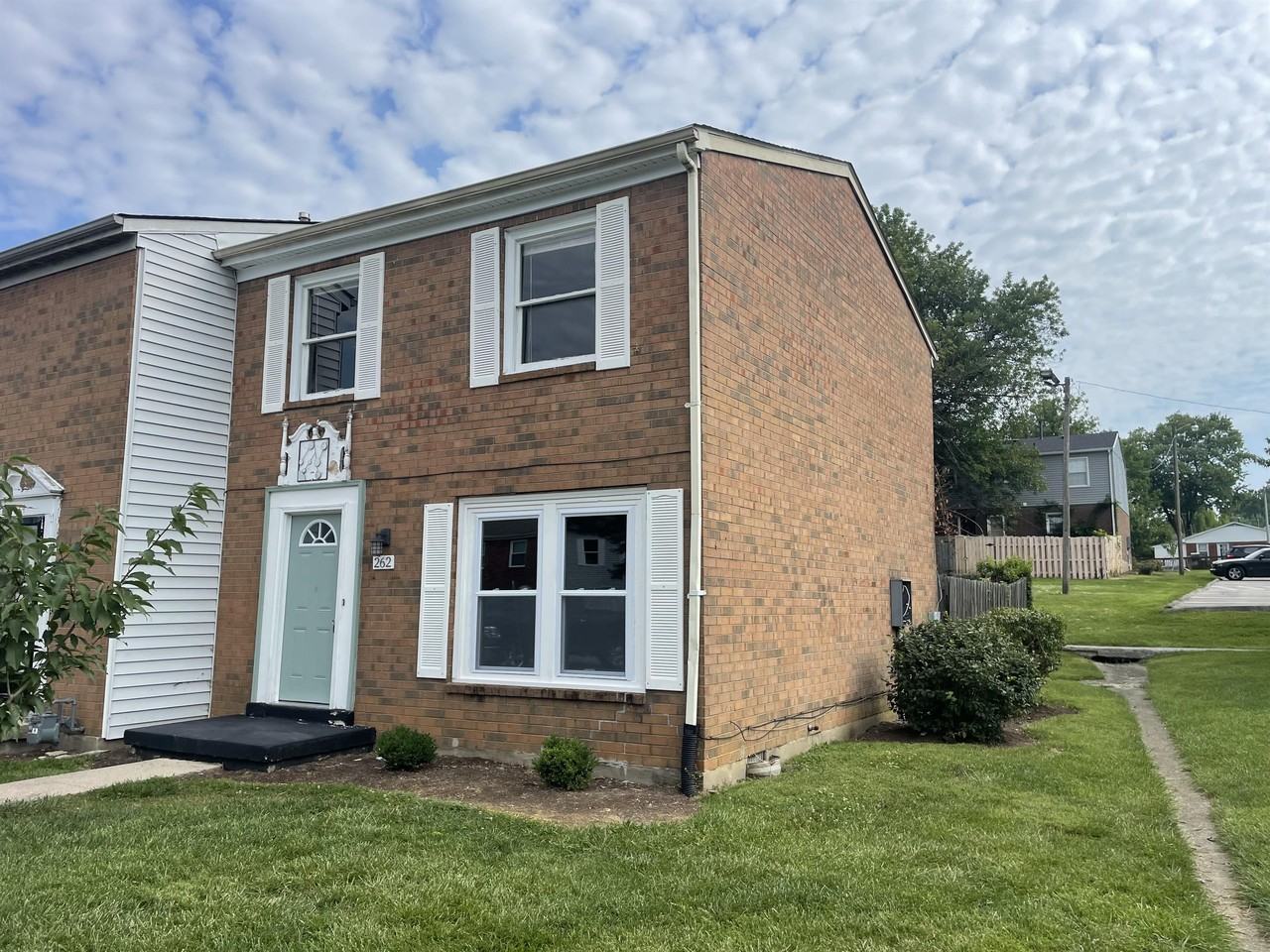 262 Osage Ct #1 - Photo 2 of 19