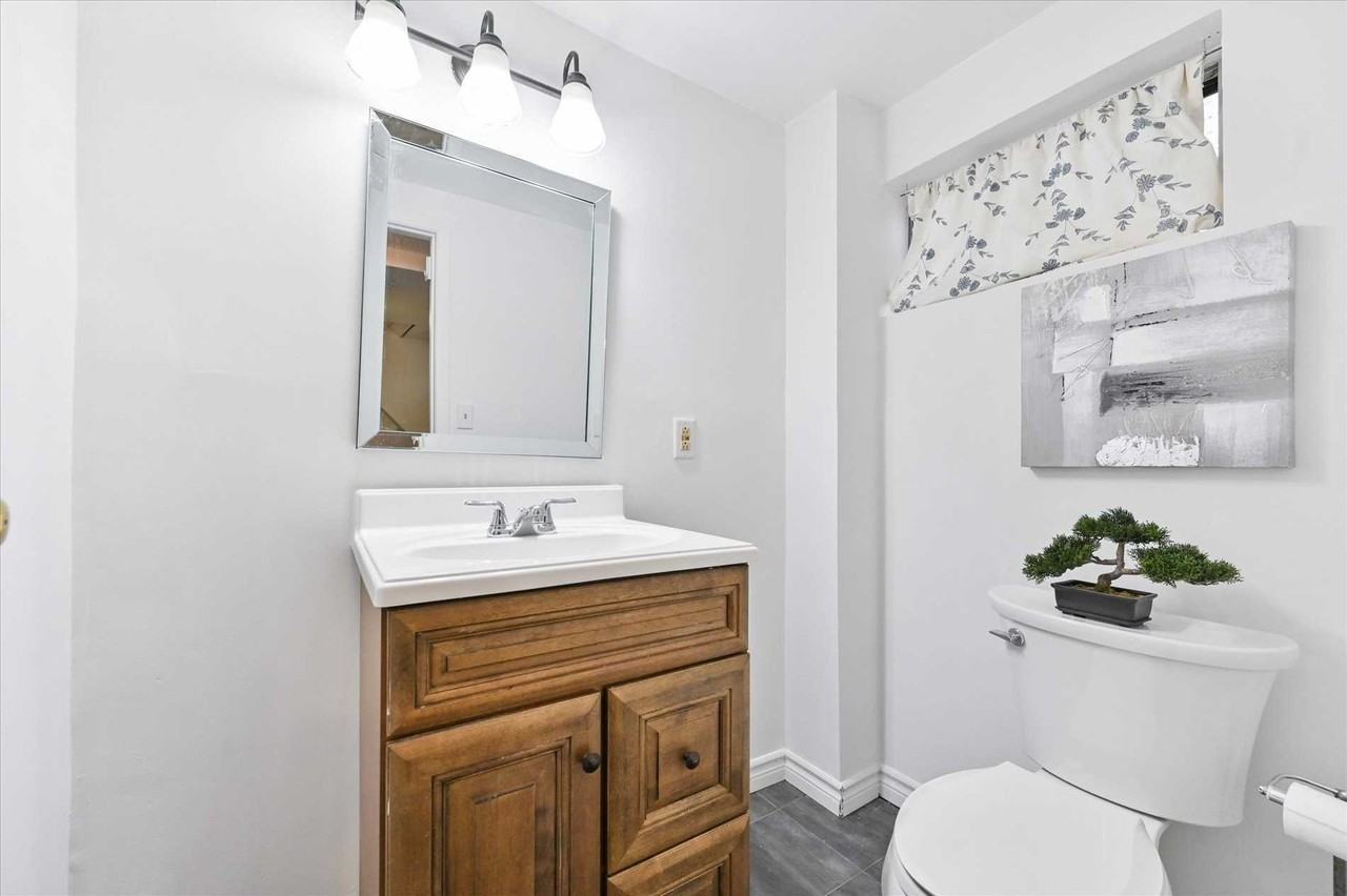 15 Midburn Avenue - Photo 2 of 20