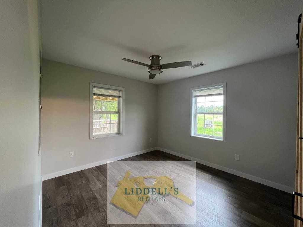 2700 Rector Rd - Photo 3 of 8