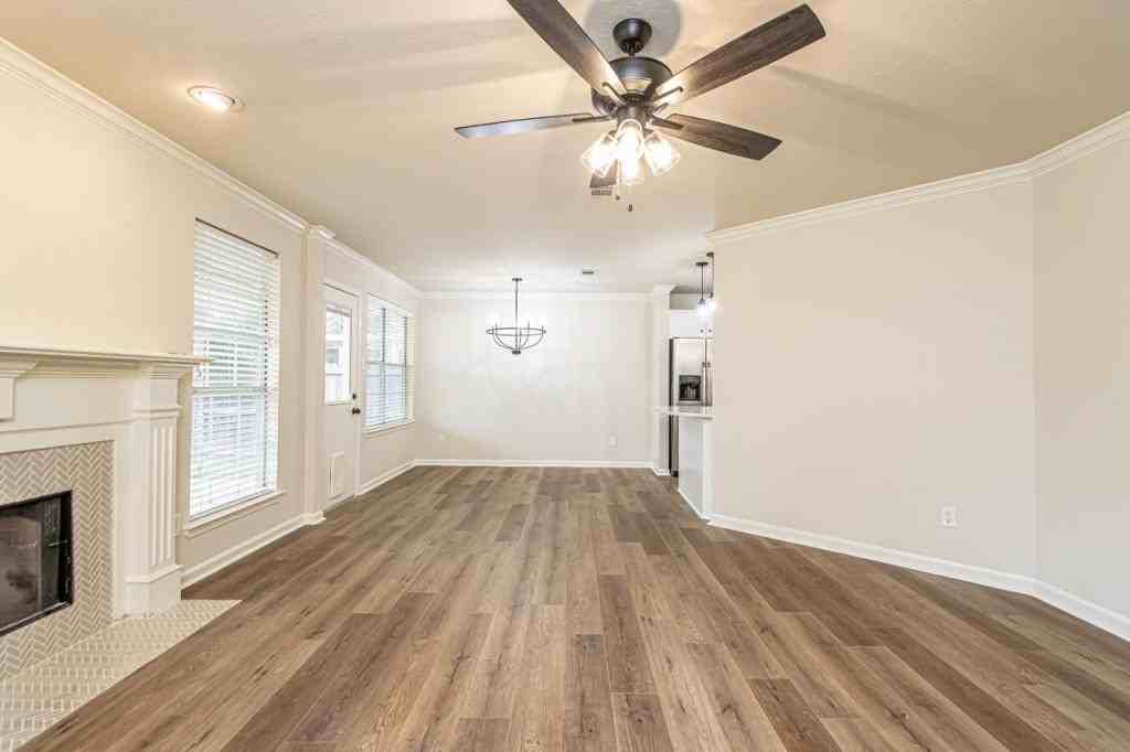 23 Pamela Ln - Photo 4 of 41